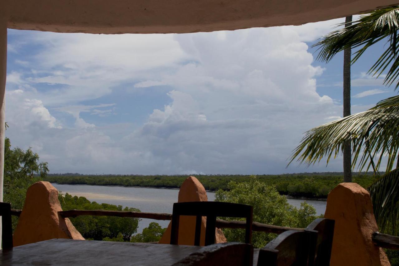 Shirazi Bay Hotel Ukunda Exterior foto